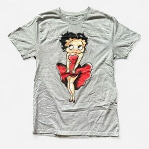 Betty Boop Graphic T Shirt Size M